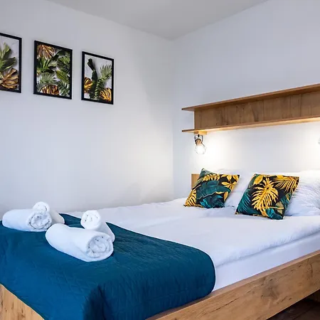 Rajska Polana Domki Premium ,Na Odludziu Z Prywatna Balia Z Jacuzzi I Sauna ,Cisza,Rowery Elektryczne,Gory,Astroprzygoda,- Adrspach, Skalne Miasto, Zamek Ksiaz,Andrzejowka,Karpacz, Sniezka,Janskie Laznie,Pec Mieroszow Zewnętrze zdjęcie