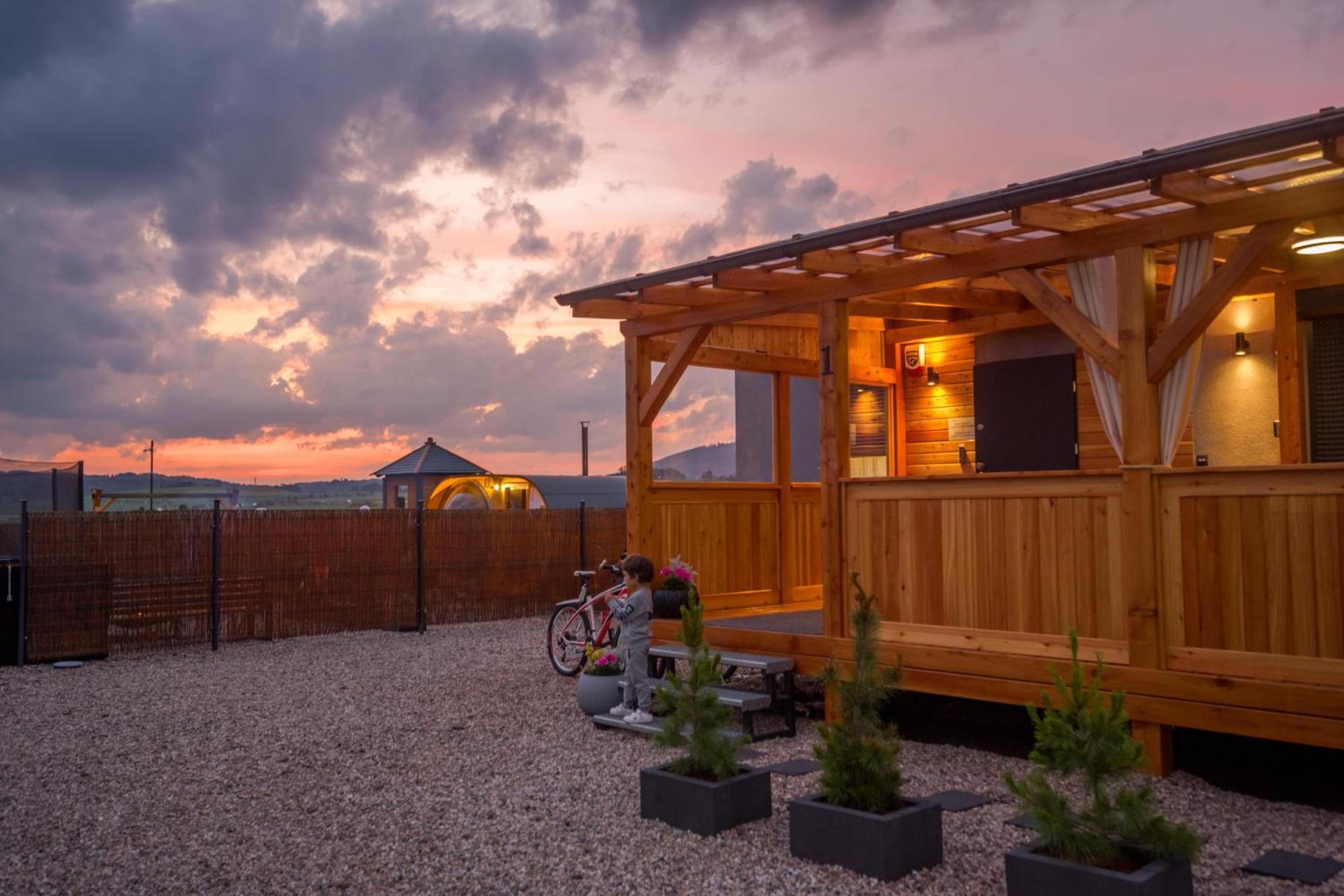 Rajska Polana Premium ,na Odludziu Z Prywatna Balia Z Jacuzzi I Sauna ,cisza,rowery Elektryczne,gory,astroprzygoda,- Adrspach, Skalne Miasto, Zamek Ksiaz,andrzejowka,karpacz, Sniezka,janskie Laznie,pec Ferienhaus Mieroszow
